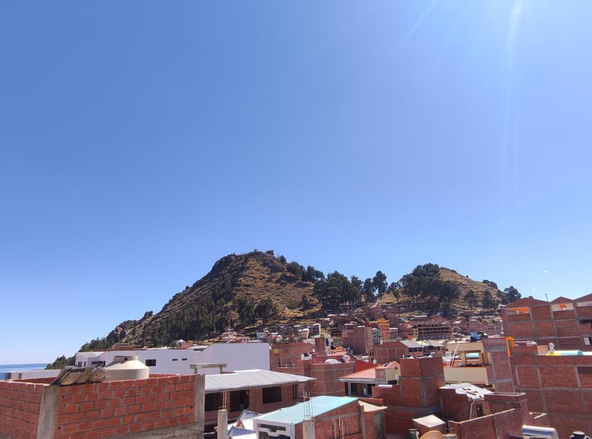 Hostal Sol Y Luna Bed & Breakfast Copacabana  Dış mekan fotoğraf