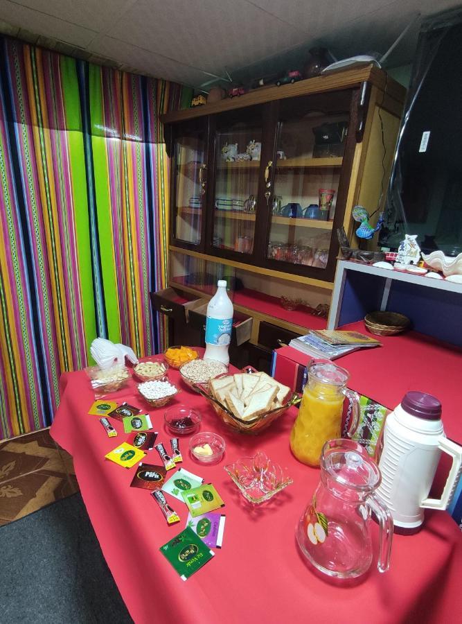 Hostal Sol Y Luna Bed & Breakfast Copacabana  Dış mekan fotoğraf